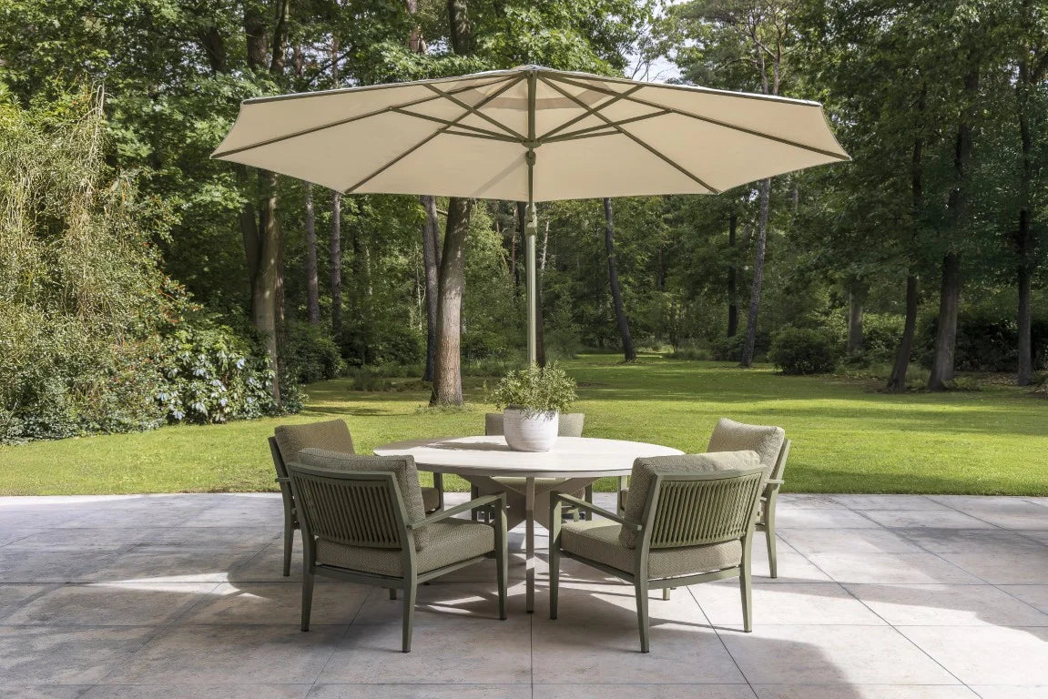 2026-yoi---alu-olive-belt-olive-cushion-multi-green-aw-low-dining-chair-bosa-alu-salix-top-travertin-dining-table-calma-alu-olive-fabric-natural-parasol-cavalo.webp