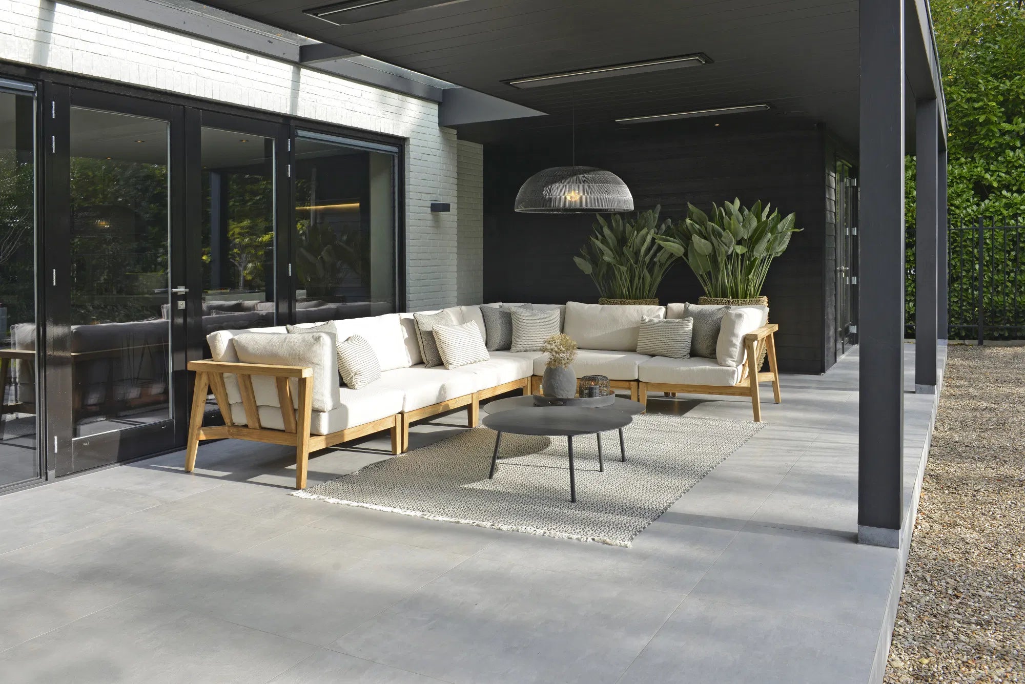 Duke_Lounge_Furniture.webp
